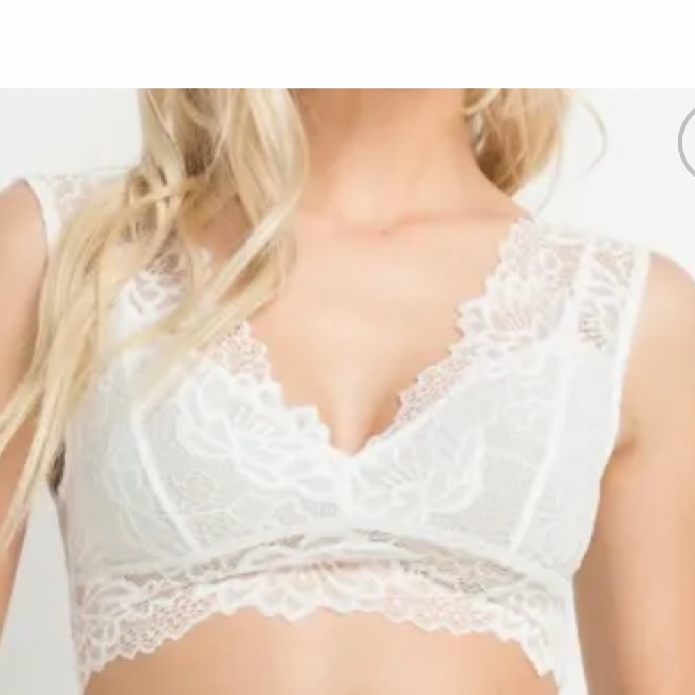 Scalloped Lace Bralette